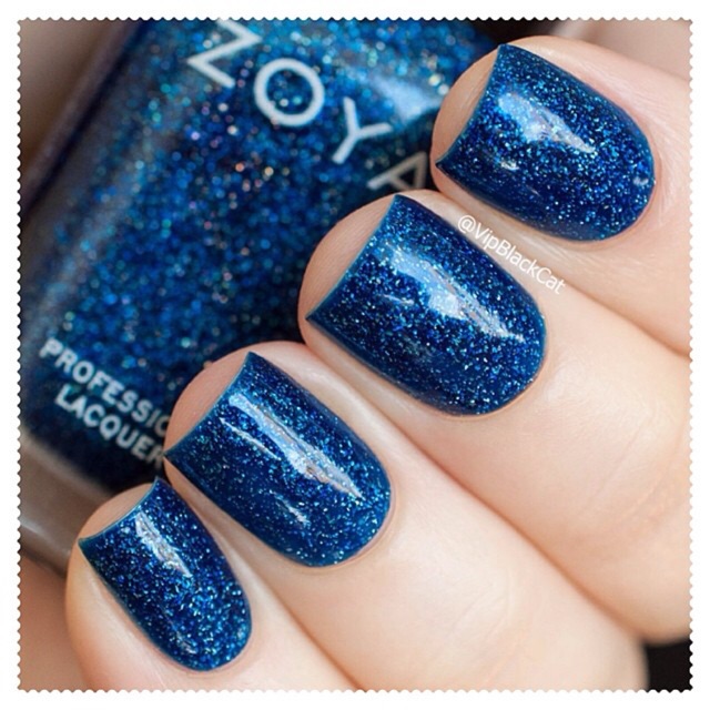 พร้อมส่ง Zoya Dream  ยาทาเล็บสี Deep blue space สีน้ำเงินเข้ม พร้อมโฮโลกราฟฟิคชิมเมอร์วิ้งๆ เหมือนดา