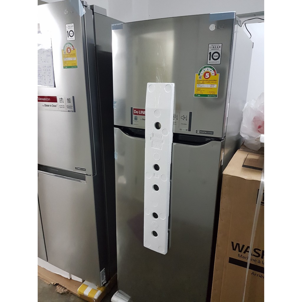 LG ตู้เย็น 2 ประตู (11 คิว, สีเงิน) รุ่น GN-B372SLCN สินค้าใหม่ Clearance ตำหนิ