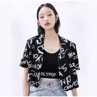 🛼🪃Chick top 🪃🛼เสื้อเชิ้ตคอปก กระดุมหน้า ลายกราฟฟิตเก๋น่ารัก