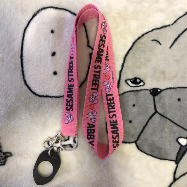sesame street สายคล้องคอ