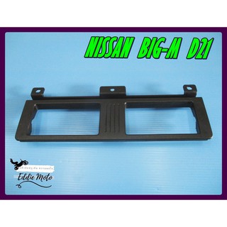 NISSAN BIG-M D21 AIR VENT FRAME for CENTER (C) "BLACK"  // กรอบช่องลมแอร์นิสสัน อันกลาง สีดำ สินค้าคุณภาพดี