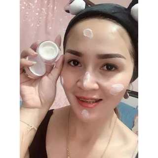 ครีมสโนไวท์ ครีมหน้าใส อาร์บูตินครีม ทาก่อนนอน ลดสิวฝ้า
