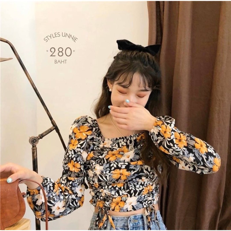 🦋💕ครอปท็อปรูดขยุ้มด้านหน้าทรงฮอตฮิต ด้านหลังเป็นสม็อค ใส่แล้วทรงสวยมากค่า แขนใส่ได้ 2 แบบ