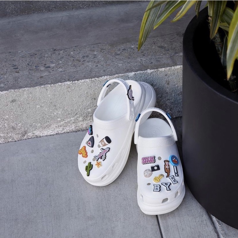 JBS+ 👠🌈shoe Charm InShop” งานshop 🌸👠 ตัวติดรองเท้ามีรู “ชอบ”  crocs งานคุณภาพ งานดี สีสวยคมชัด #ตรงปก ไม่จกตา