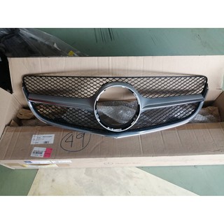 35. A2078803183 / หน้ากระจัง/ E-class / 2013-2016 ของแท้ Mercedes-Benz (MBBPHO)