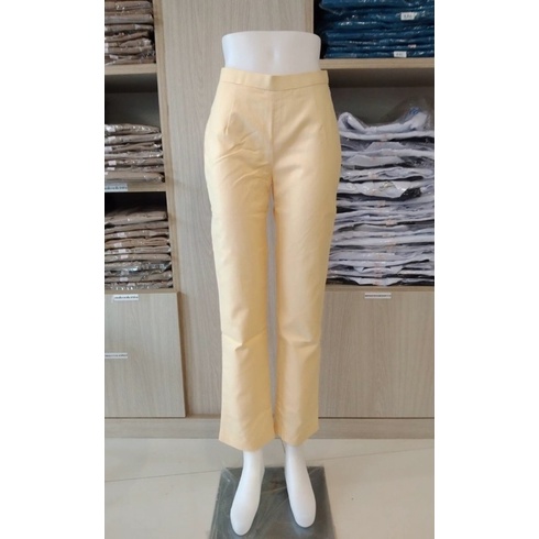 กางเกงผู้ช่วยพยาบาล กางเกงริ้วสีเหลืองซิปข้าง เนื้อผ้าดี ทรงสวย *ส่งของทุกวัน*