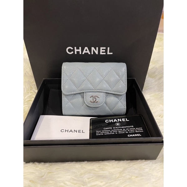 ❌sold❌ Chanel Tri-fold wallet  holo30