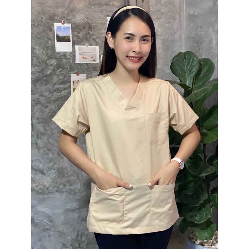 เสื้อสครับเเพทย์สีเบจ🍞🍞