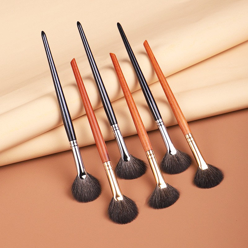 MyDestiny Luxe Natural Hair Fan Powder Makeup Brush