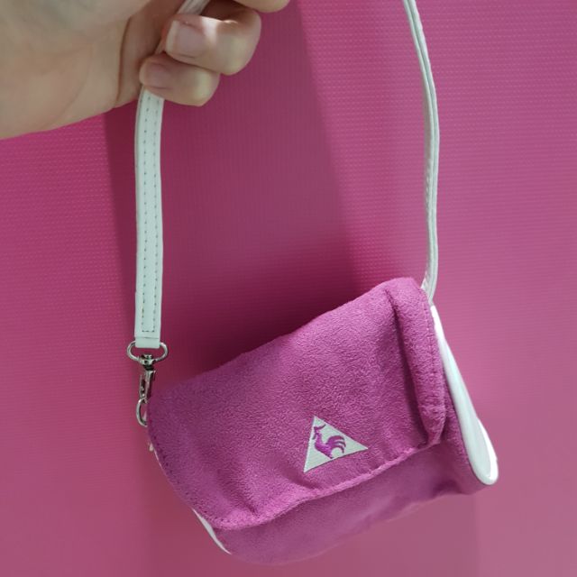 กระเป๋าหิ้วใบจิ๋ว Le Coq sportifเเท้ สีชมพูน่ารัก สภาพดีค่ะ