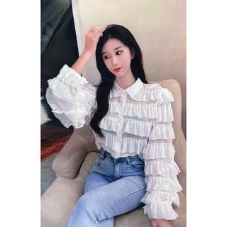 เสื้อเชิ้ตแขนยาว แต่ระบายเป็นชั้นทั้งตัว