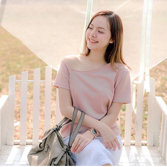 เสื้อเปิดไหล่ข้างเดียว jula_store