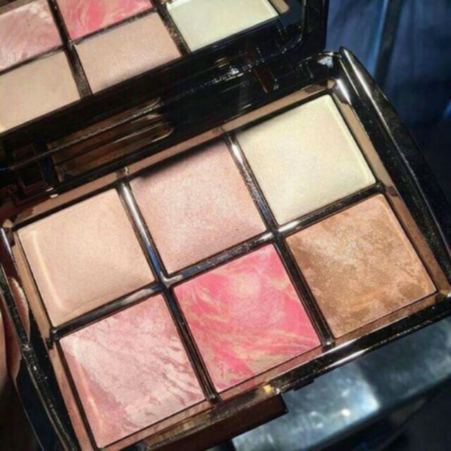 Hourgalss 6 หลุม  Hourglass ambient light pallete