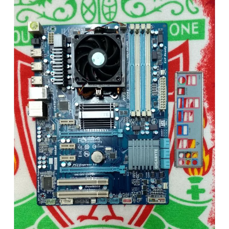 gigabyte ga-970a-d3 + cpu amd x6 1055t