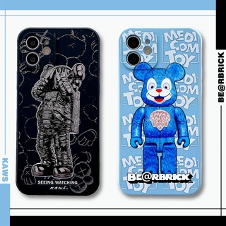 🔥 Kaws เคส iPhone 13 เคสไอโฟนขอบเหลี่ยมซิลิโคนสำหรับ Bearbrick เคส Apple iPhone 11 X SE3 2022 7 i8plus เคสไอโฟน7พลัส เคสไอโฟนXS เคสไอโฟน13 12 เคสไอโฟนSE2 2020 13 Pro 8 plus Xr XS Max เคสไอโฟน11 เคสi11 Sewing Bear Case