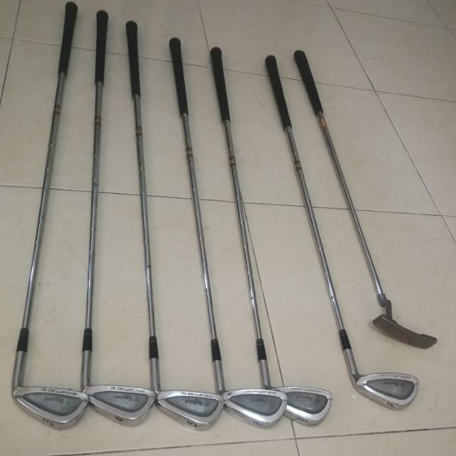 ไม้กอล์ฟคุณภาพ Bridgestone  Iron set ของแท้. แถมฟรี!!!! Putter 34"