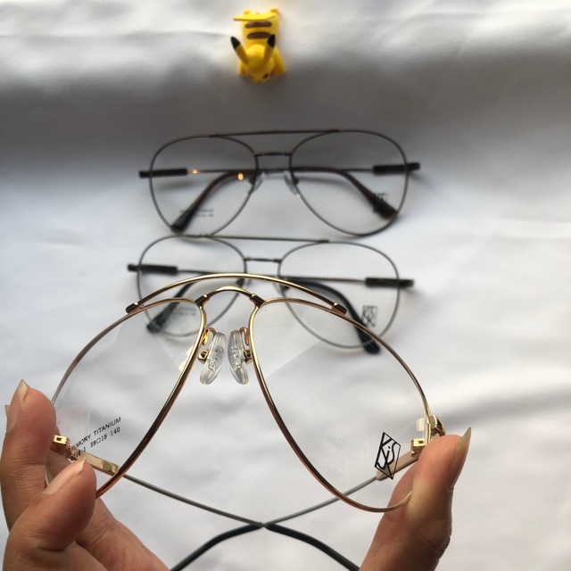 กรอบแว่นตาบิดงอได้ titanium JSK8218 ทรงสวย น้ำหนักเบา สำหรับนำไปตัดแว่น/รับตัดแว่นตามค่าสายตา