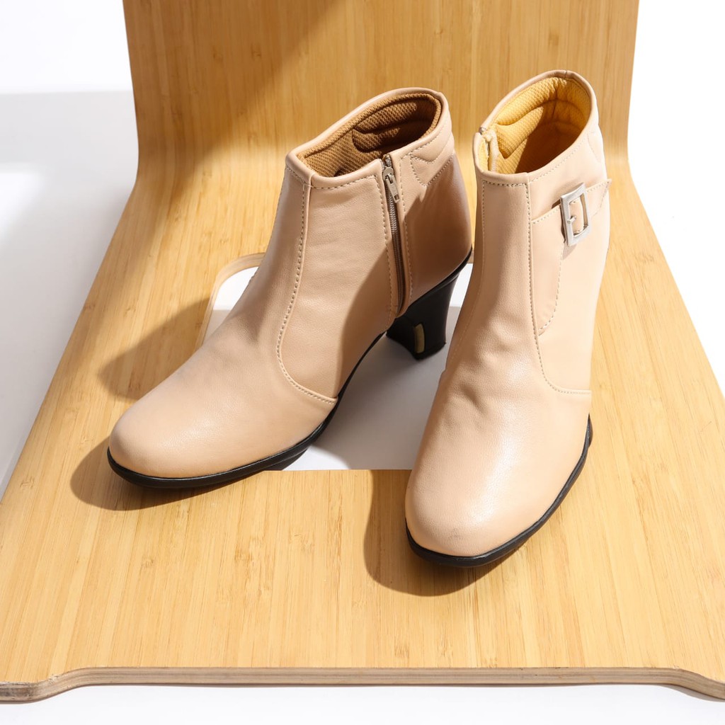 MONTELLA ADENA LATEST รองเท้าบูทเกาหลี