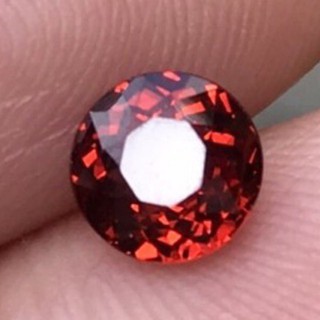 1.20 ct พลอยอิมพีเรียล สเปซซาไทน์ การ์เน็ต  Imperial Spessartite Garnet