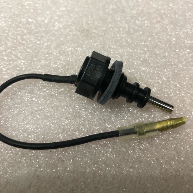 สวิทช์หน้าหม้อน้ำ Mazda Magnum แม็กนั่ม (เกลี่ยว 12mm)  อย่างดี งานไต้หวัน - สวิทช์ สวิทช์หม้อน้ำ หม้อน้ำ แม็กนั่ม