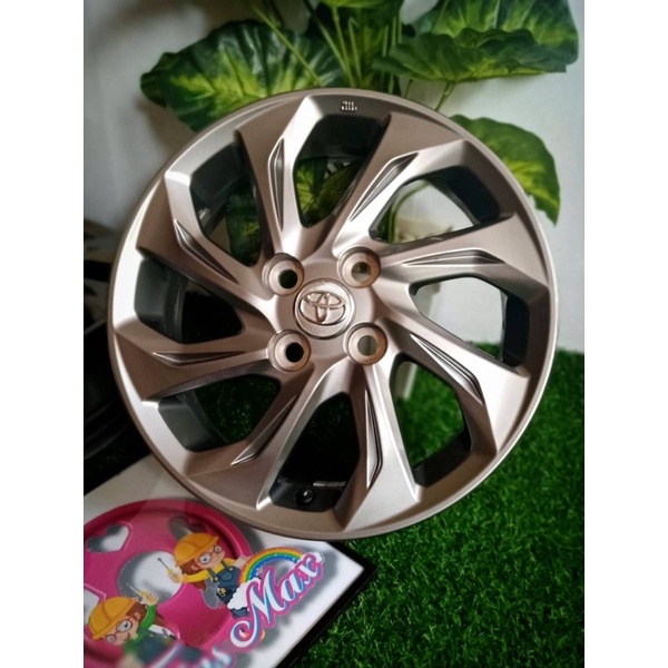 แม็กแท้ TOYOTA ขอบ 15 จำนวน 4 ชิ้น ALTIS 2007 /YARIS /VIOS /ATIV ใส่ยางเดิมติดมากับรถขอบ15ได้เลยครับ
