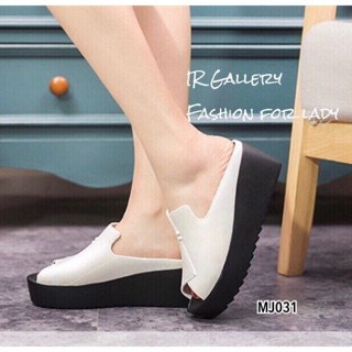 03F28218-MJ031 บวกหนึ่ง (เท้าเรียวผอมใส่ปกติ)