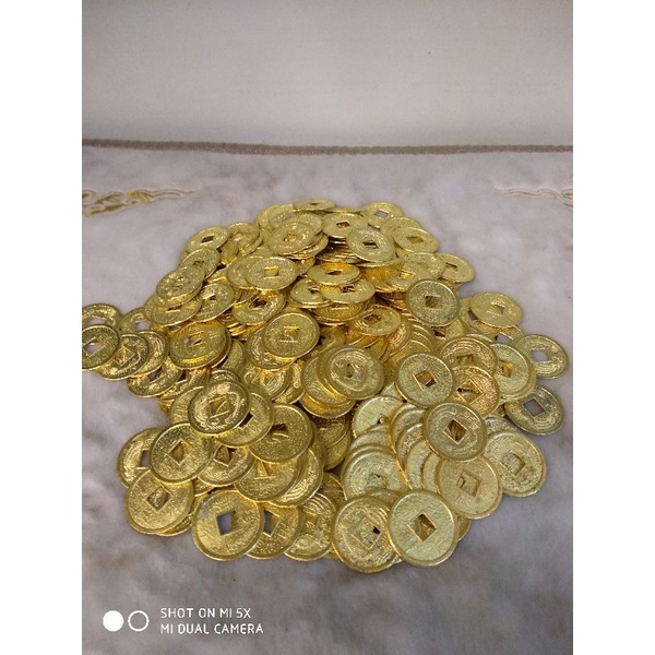 เหรียญจีนสีทอง (กู่เฉียน)