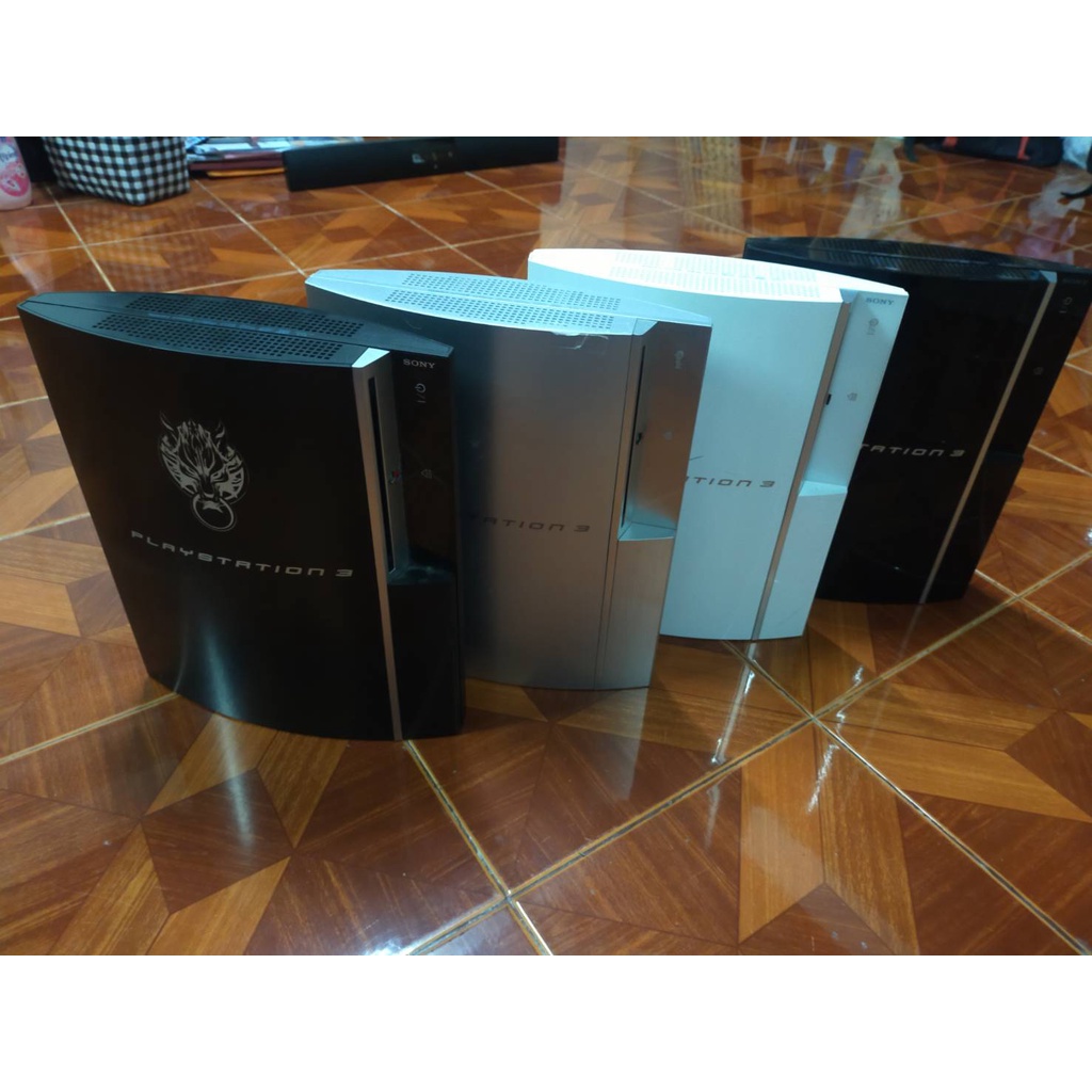 PS3 FAT แปลง เครื่องนำเข้าจากญี่ปุ่น ลงเกมส์ตามสั่ง มี FREESHOP ดู NETFLIX , YOUTUBE ได้ ประกัน 1 เด
