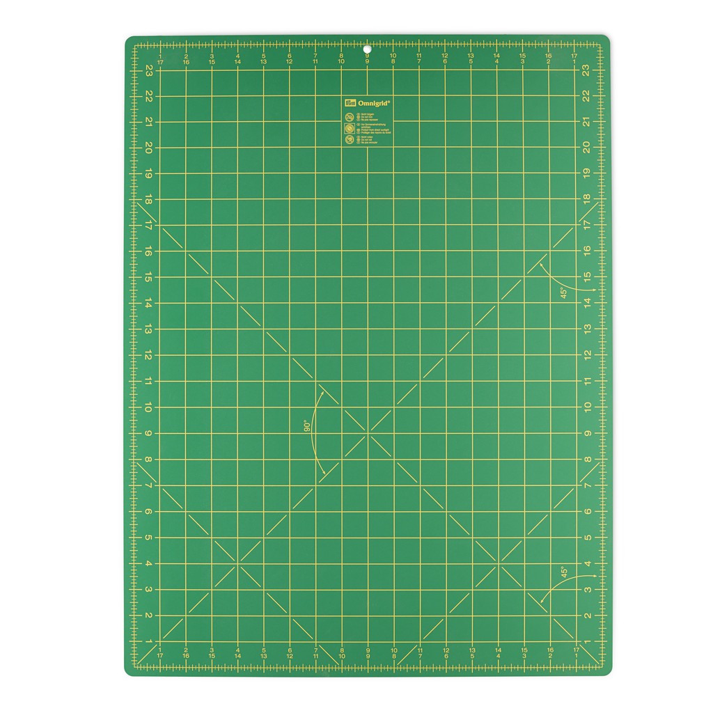 Omnigrid แผ่นรองตัด สำหรับตัดผ้า ขนาด 60 x 45 cm. ใช้ได้ 2 หน้า มีทั้งหน่วยซม.และนิ้ว 611374