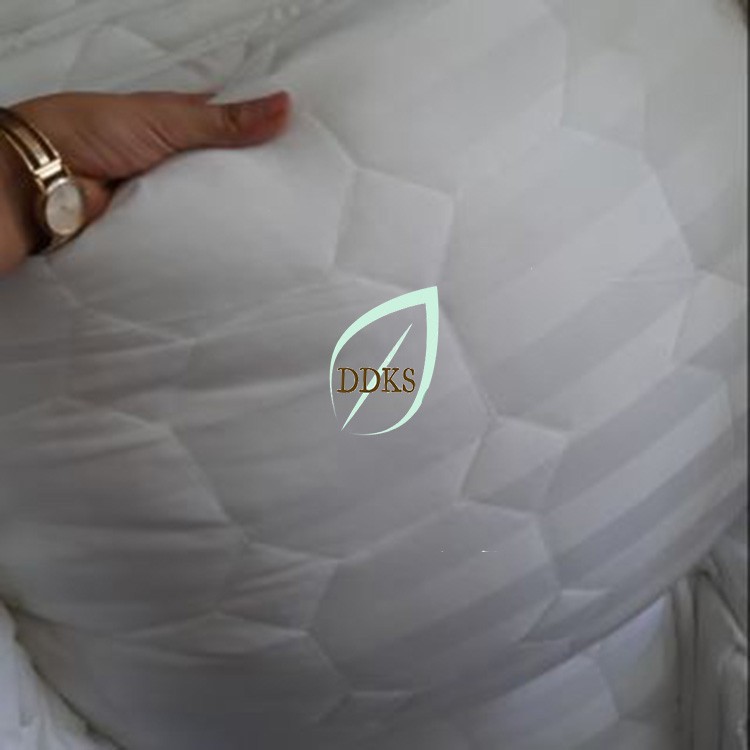 ผ้าห่มนวม 4 ฤดูกาล สําหรับโรงแรมโรงแรมโรงแรมระดับไฮเอนด์ ผ้า T300 ผ้านวม 3 มิติ ขนาด 2m2 x 2m