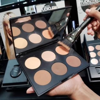 MAC​ Studio Fix Sculpt and Shape Contour Palette 
พาเลทปรับโครงหน้าให้ได้รูป