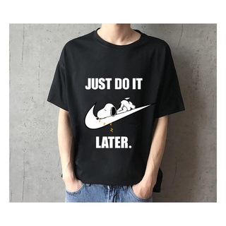 Just Do It Later เสื้อ สนูปปี้ เสื้อยืด cotton แขนสั้น Snoopy สวย คอกลม น่ารักๆ แฟชั่นผู้ชายและหญิง พร้อมส่ง