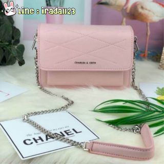 CHALRES &amp; KEITH TOP STITCH DETAIL CROSSBODY BAG ของแท้ ราคาถูก