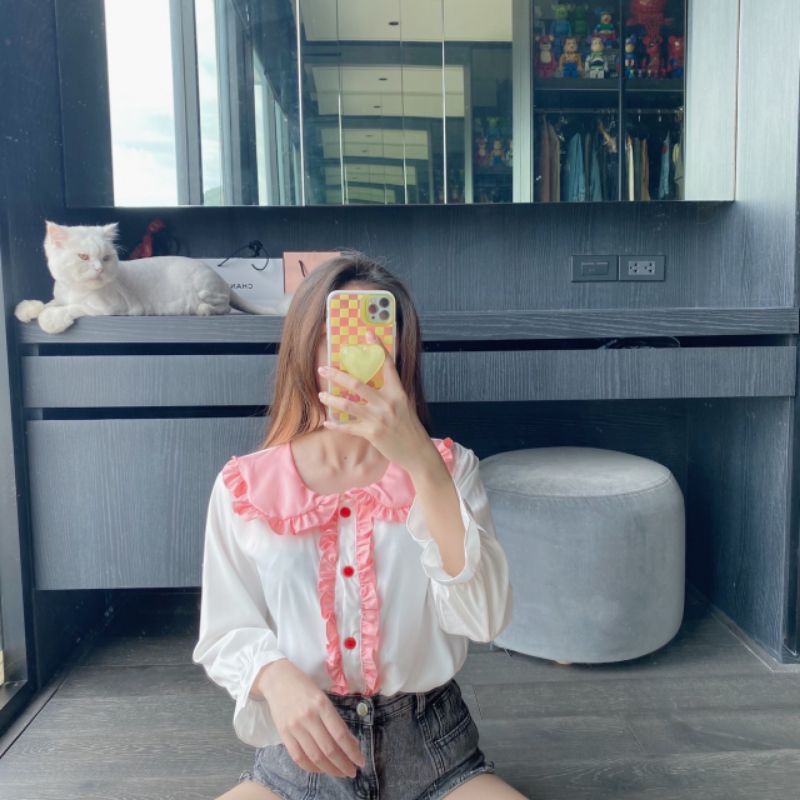 🐻✨เสื้อแขนยาวคอปกระบาย สีทูโทน ติดกระดุมด้านหน้า ผ้าไหมอิตาลีใส่สบาย -NVB2504-