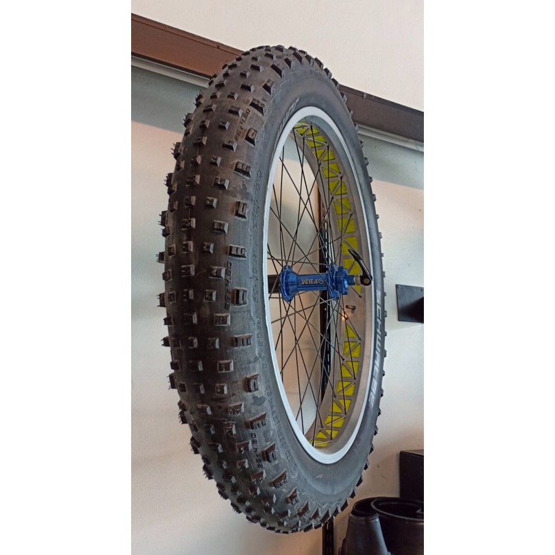 Pneu Fat-Bike Schwalbe Jumbo Jim Performance Line 26â€™â€™x4,00 TS noi pas cher