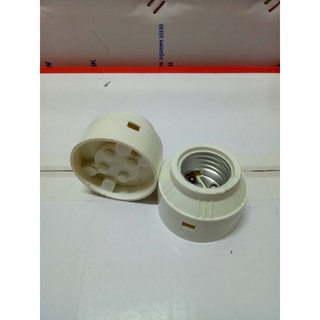 ขั้วแป้นพลาสติก ฐานเกลียว E27  สำหรับหลอดไฟ พลาสติก