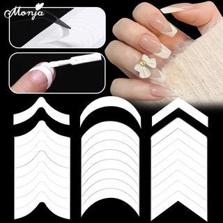Monja สติกเกอร์ติดตกแต่งเล็บ ลายพระจันทร์เสี้ยว หน้ายิ้ม สีขาว DIY 2 ชิ้น