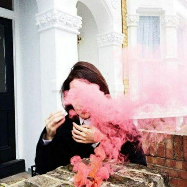 ควันสี (color smoke bomb)