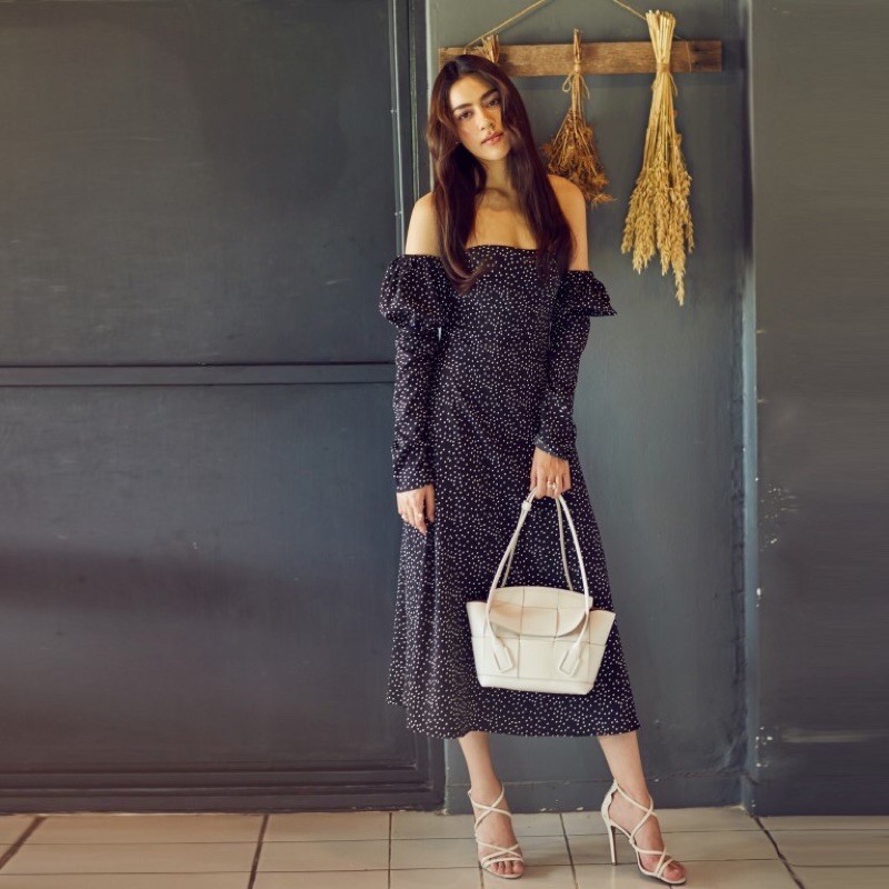 ส่งต่อ เดรสดำยาว แบรนด์ M2Spop