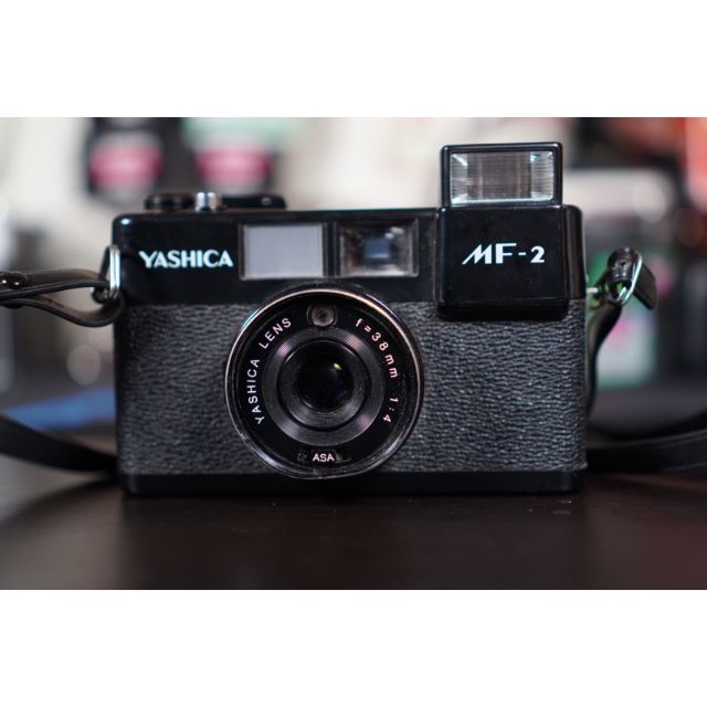 กล้องฟิล์ม Yashica mf2 คอมแพค (เทสฟิล์มแล้ว)​