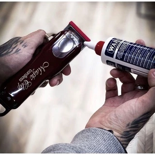 แท้💯 น้ำมันจักร หยอด ปัตตาเลียน WAHL clipper oil 60ml น้ำมัน แบตตาเลี่ยน USA สำหรับรักษาใบมีดให้คม น้ำมันใส หล่อลื่น