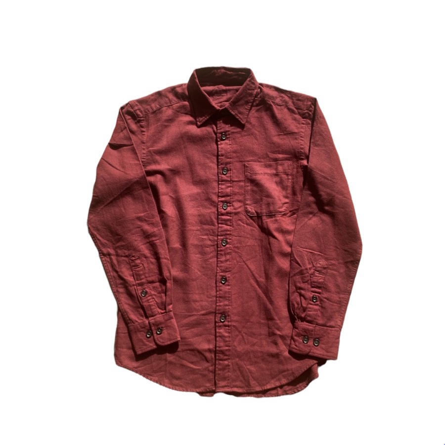 KEMEJA UNQ Flannel เสื้อเชิ้ตแขนยาวคอปกปกติ สีแดง