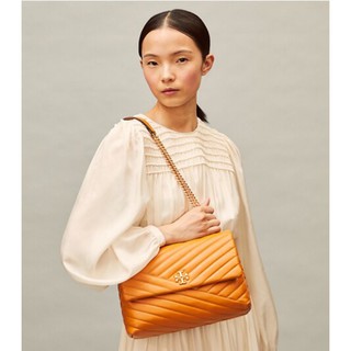 (ผ่อน0%) กระเป๋าสะพาย Tory Burch Kira Chevron Quilted Leather Convertible Shoulder Bag 58465 หนังแท้ สีส้ม ทองเหลือง