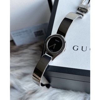 ⌚️G ucci P aris 6700L Black Dial Ladies Bracelet Watch