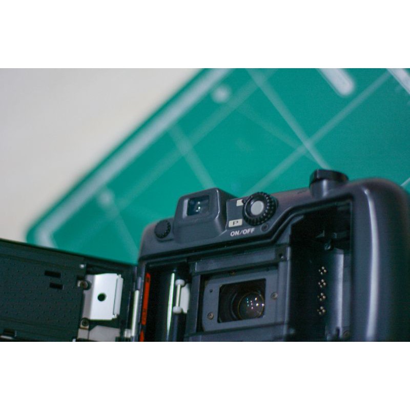 nikonTWzoom85film135