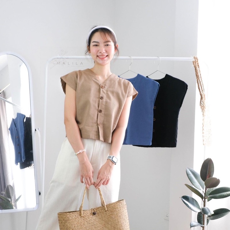 ✨ใส่โค้ด MALI69  ✨ เสื้อผ้าฝ้ายคอจีนแขนกุดระบายชาย Dokkaew top
