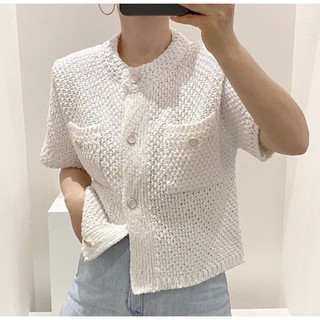 knit Knit Top เสื้อนิตติ้ง กระดุมแกะได้