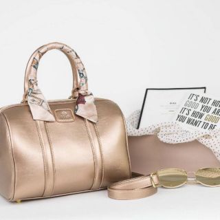 Keep Leather Pillow Rose Gold Bag (กระเป๋าแบรนด์เนมของแท้งานShop)