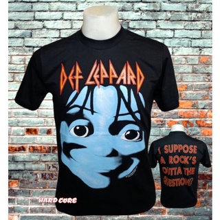 ผ้าฝ้ายคอกลมเสื้อวง DEF LEPPARD  วงร็อค ไม่มีตะเข็บข้าง คอฟิต ป้ายUS เสื้อร็อค เสื้อผ้าผู้ชาย เสื้อทัวร์ วงดนตรีร็อคต่าง