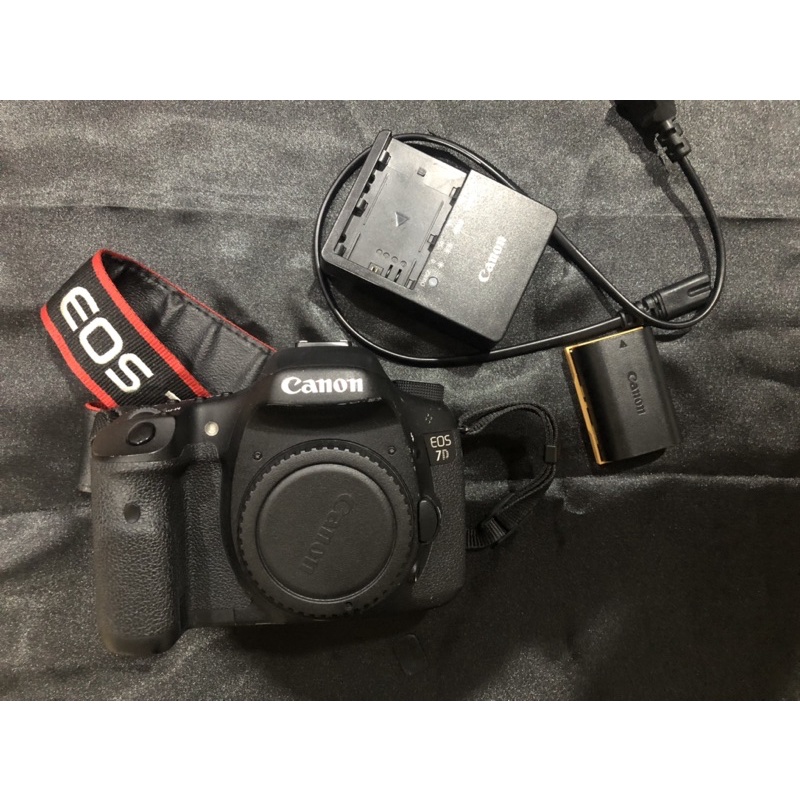 กล้อง Body Canon EOS 7D DSLR มือสอง อดีตประกันศูนย์ญี่ปุ่น สภาพดี ใช้งานน้อย‼️พร้อมโอนลดได้อีก‼️